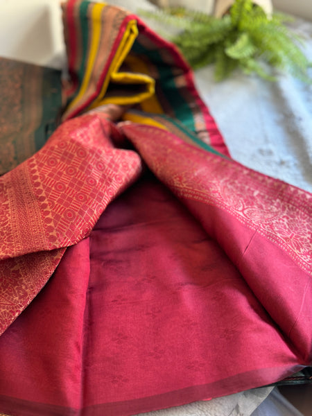 SAMEERA PATTU SAREE WITH CONTRAST BLOUSE