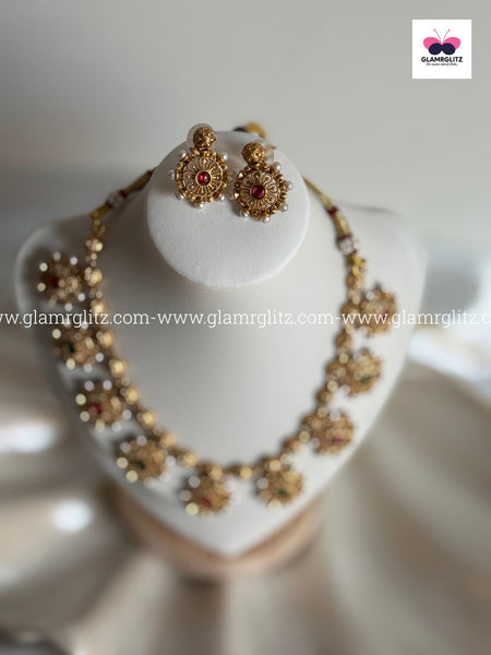Traditional Floral Design Necklace Set with Earrings