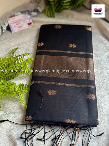 Maheshwari Silk Cotton Sarees – Grace in Every Weave
