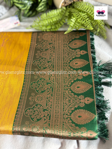 Benzo Soft Silk Cotton Saree with Contrast Blouse and Pallu