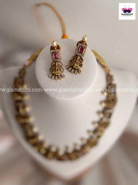 Beautiful Multi-Coloured Choker – Elegant Statement Jewellery