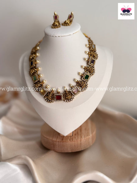 Beautiful Multi-Coloured Choker – Elegant Statement Jewellery