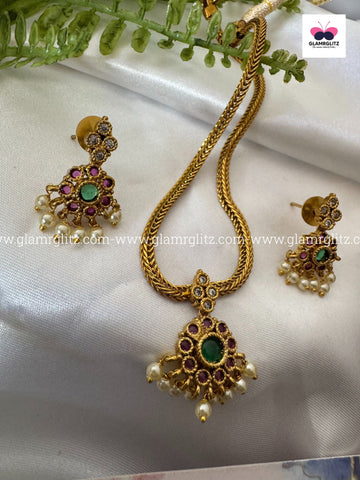 Antique Style Nacklace set